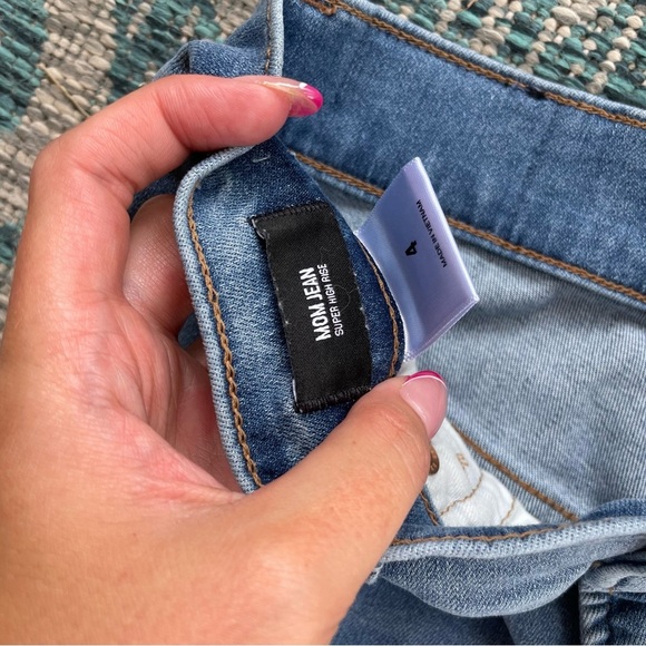 Express Super High Waisted Ripped Raw Step Hem‎ Supersoft Mom Jeans - Picture 7 of 11